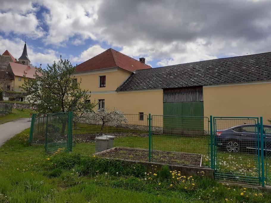 U Zivlu Acomodação com café da manhã Brloh Exterior foto